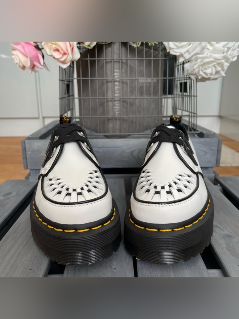 RARE NIB Dr. Martens Sidney Creeper Quad Platform White Black US 6 EU 37